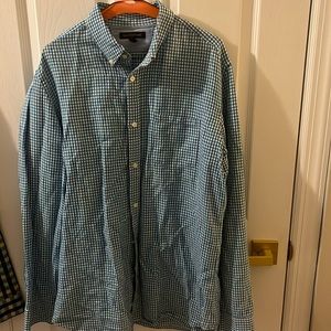 Banana Republic Mens Linen/cotton button down shirt.size L. Blue/white